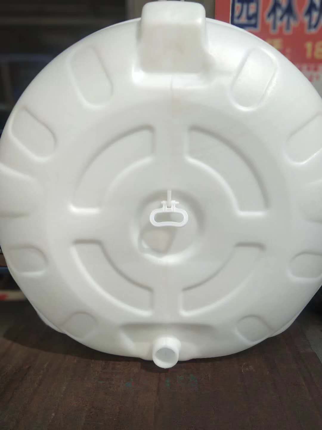 1噸塑料桶，1噸塑料水塔